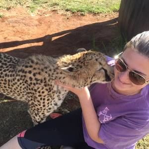 Meet your Posher, Leigh